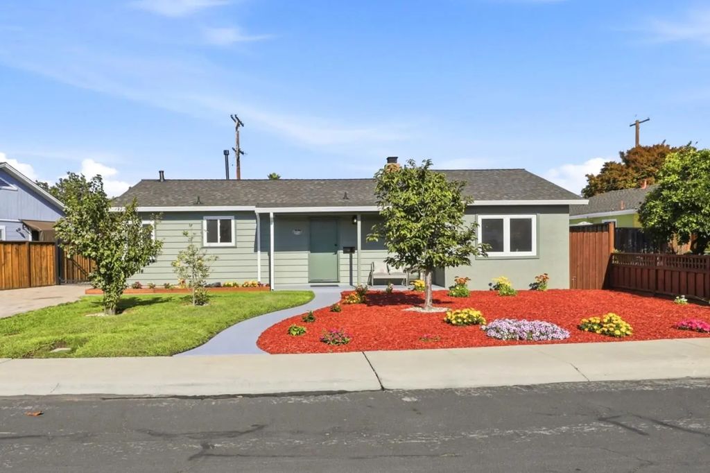 1285 Chapel Drive, Santa Clara