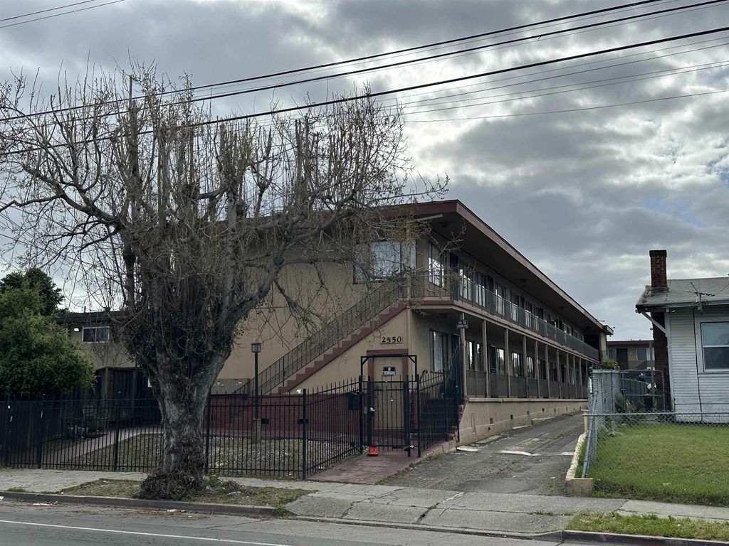 2550 35th Ave, Oakland