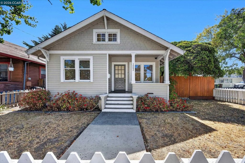 1002 Warren St, Martinez