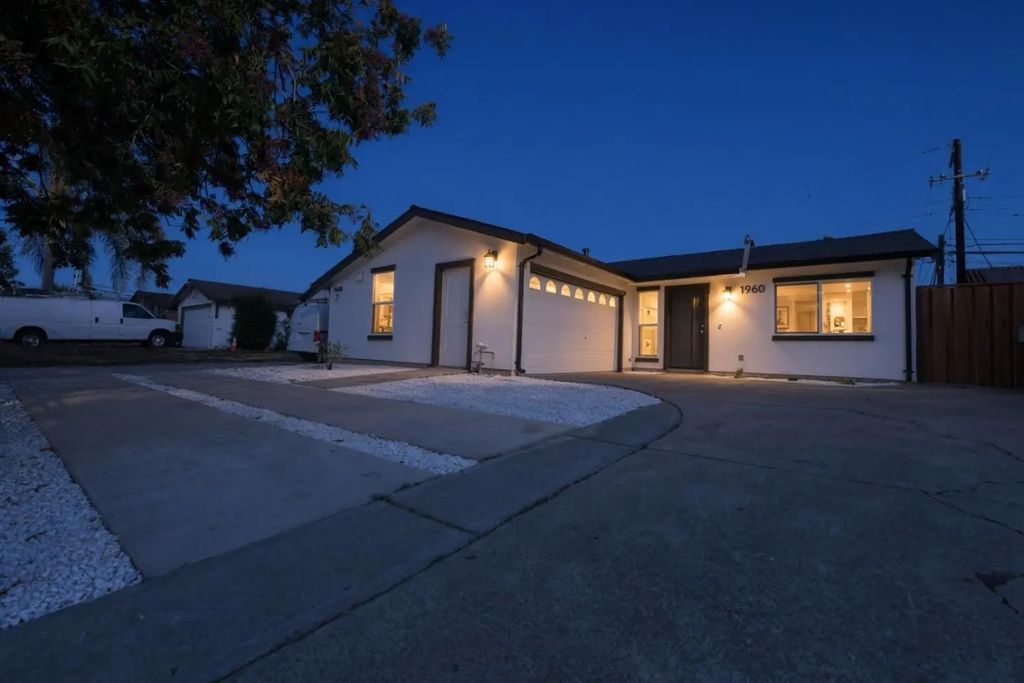 1960 Story Road, San Jose