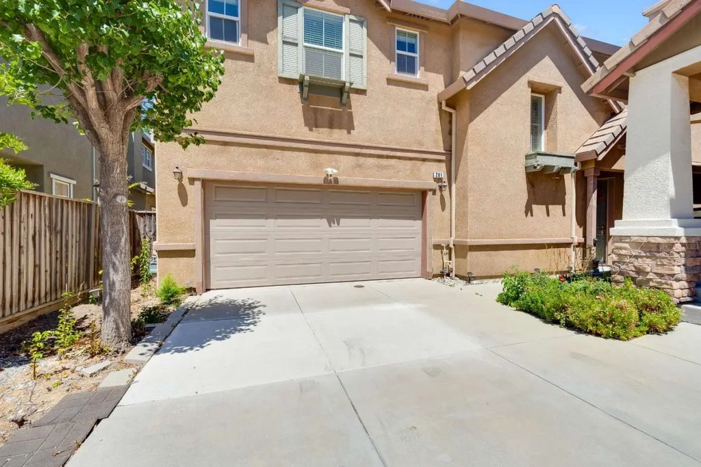 281 Kapalua Bay Circle, Pittsburg