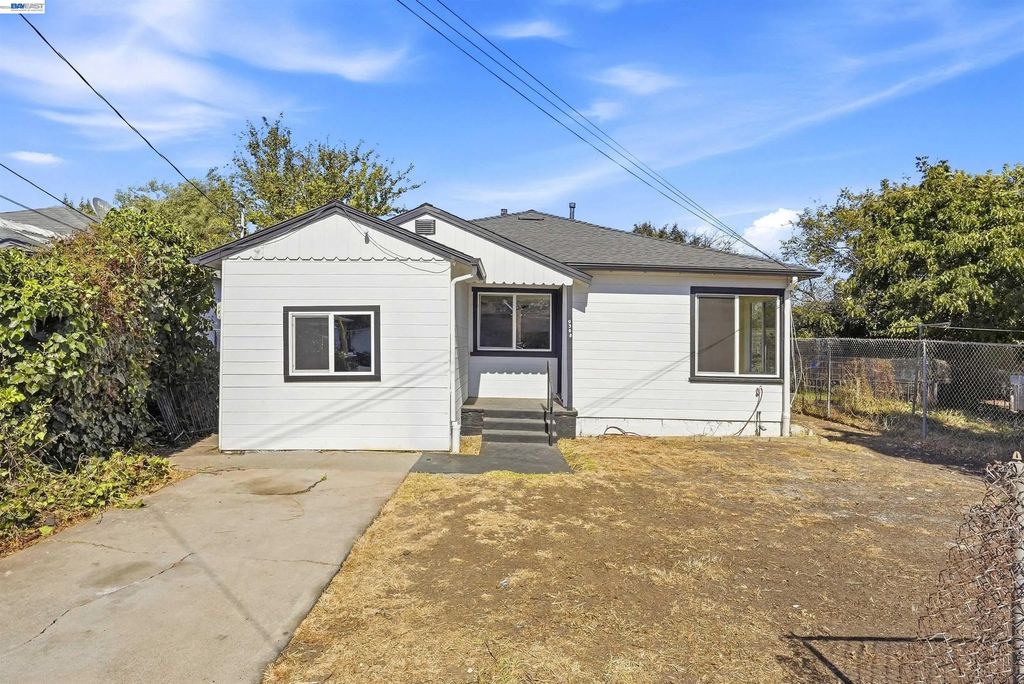 9308 F St, Oakland