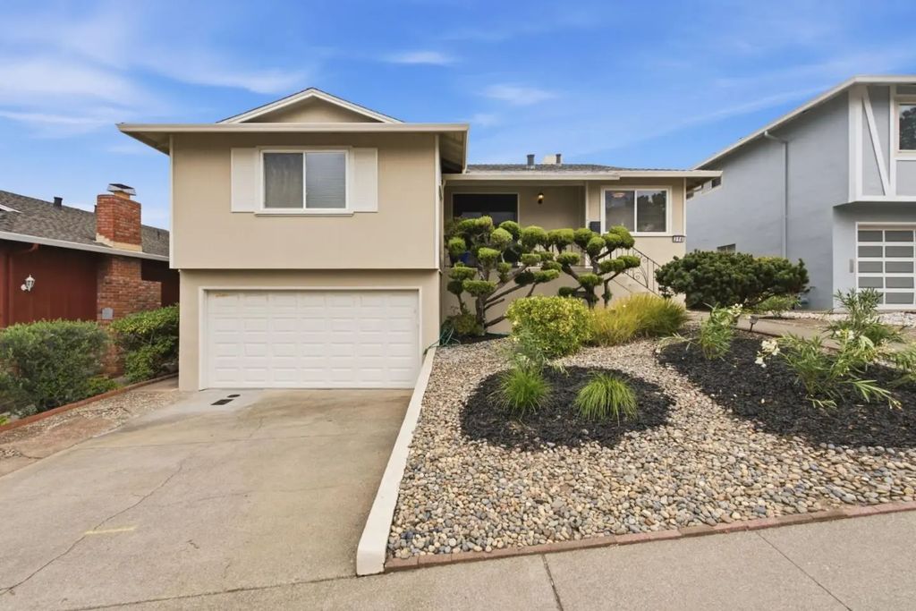 316 Courtland Drive, San Bruno