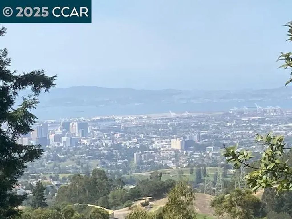 6044 Skyline Blvd, Oakland