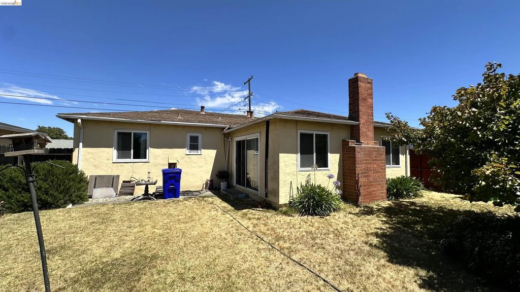 15357 Edgemoor St, San Leandro