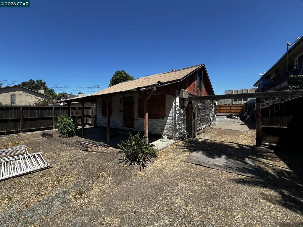 1110 Eureka Lane, Concord