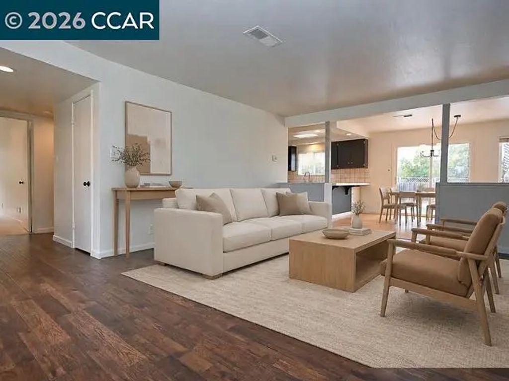 21 Eric Ct, Pleasant Hill