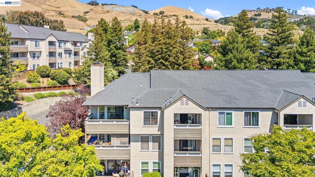 29588 Vanderbilt St 316, Hayward