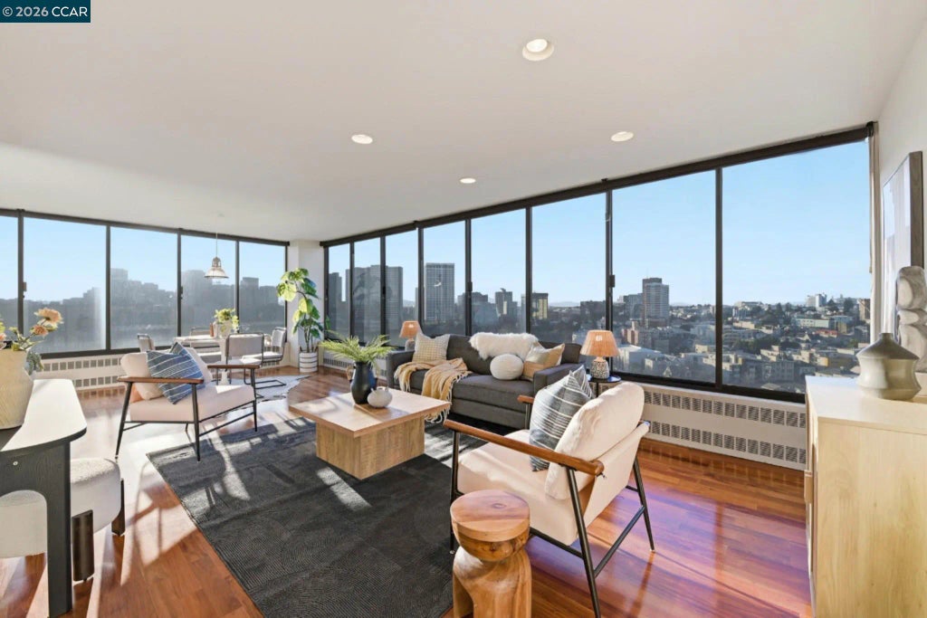 565 Bellevue Ave 1403, Oakland