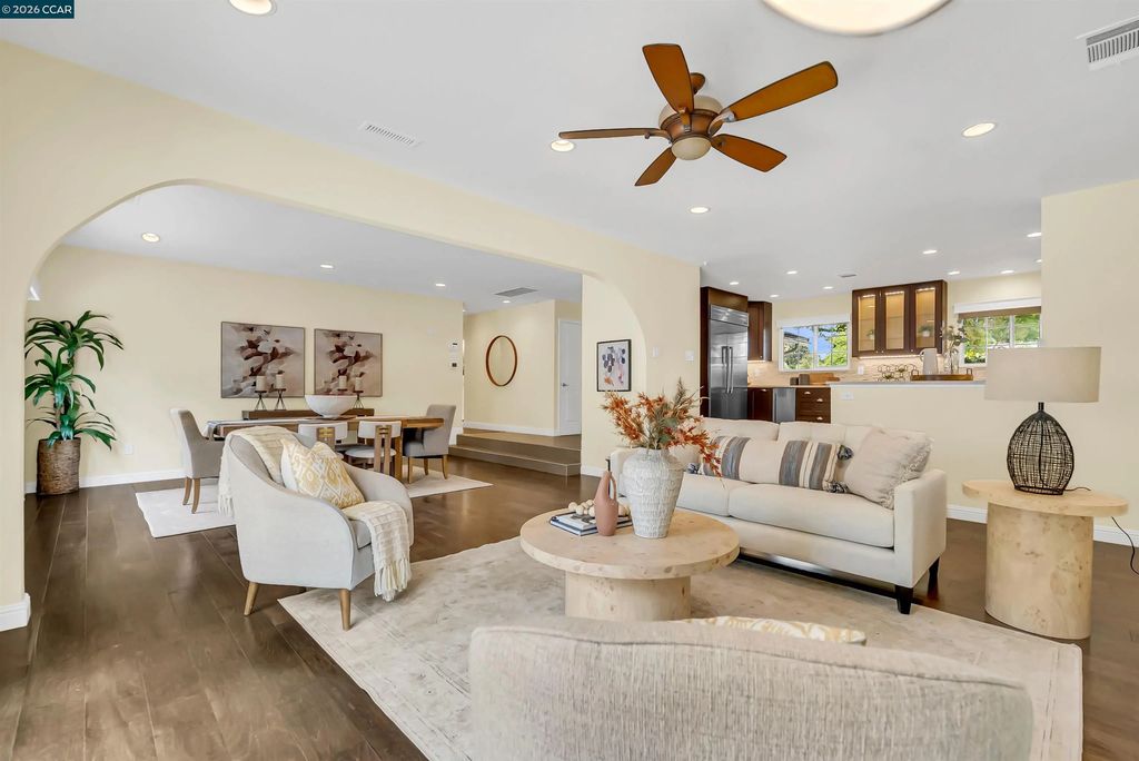 2330 Gill Port Ln, Walnut Creek