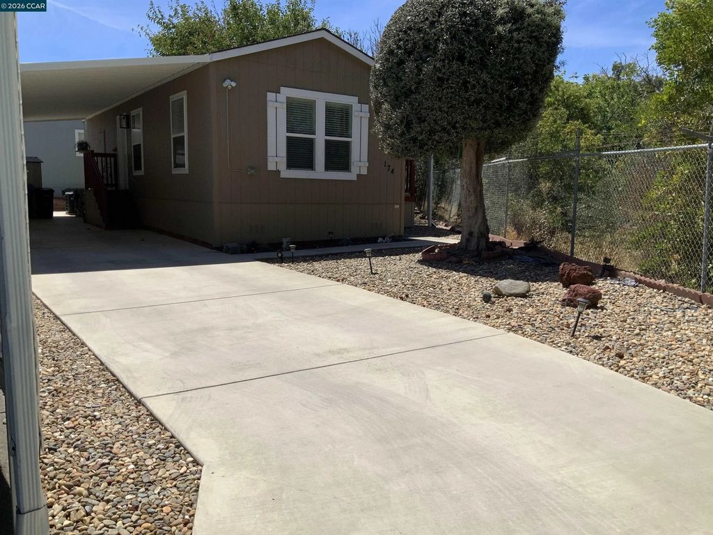 174 Sunset Way, Pittsburg
