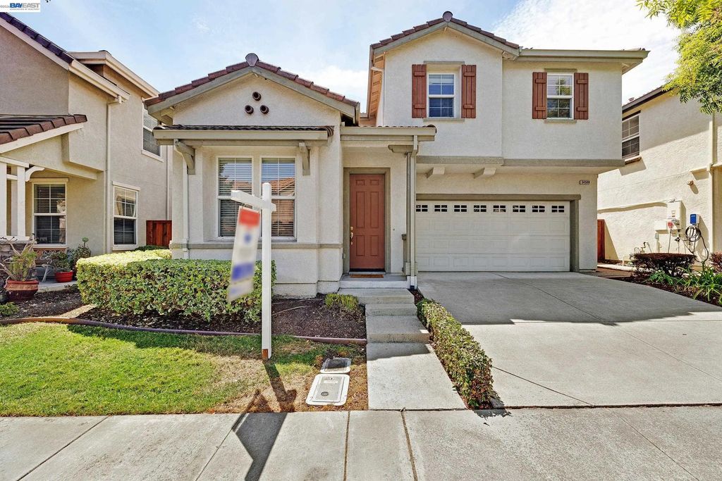 34500 Torrey Pine Ln, Union City
