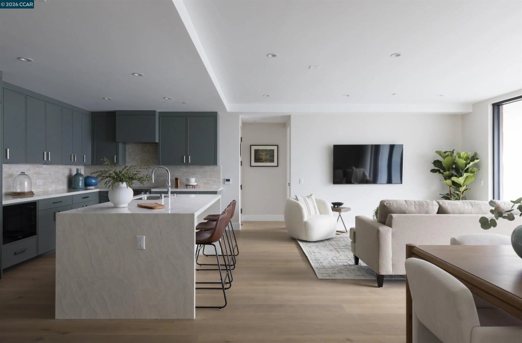 375 W El Pintado 207, Danville