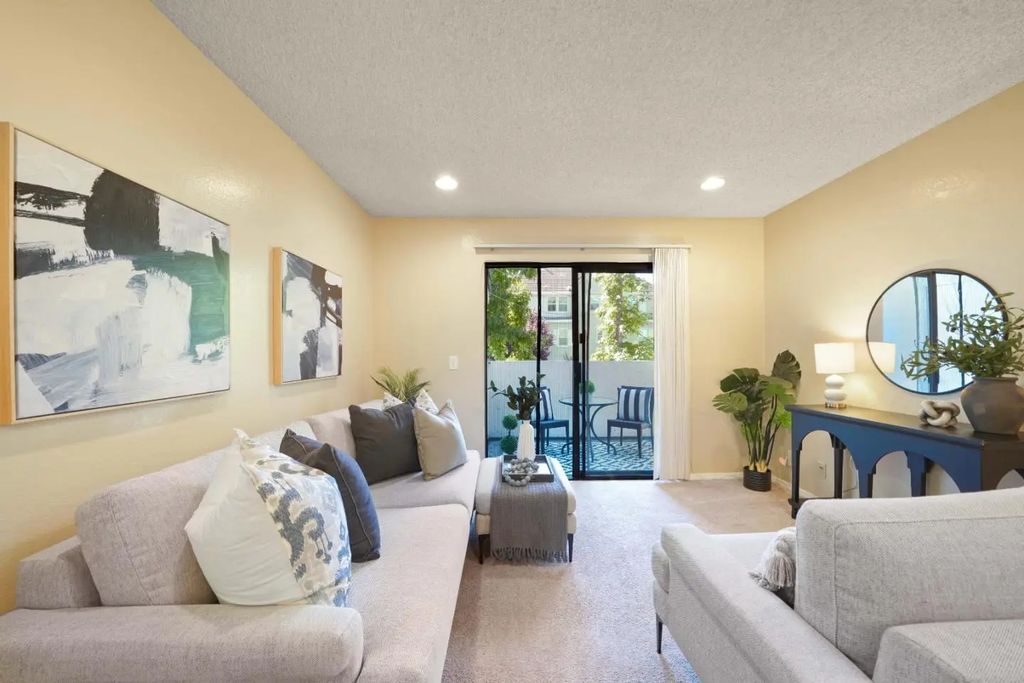 1055 N Capitol Avenue 66, San Jose