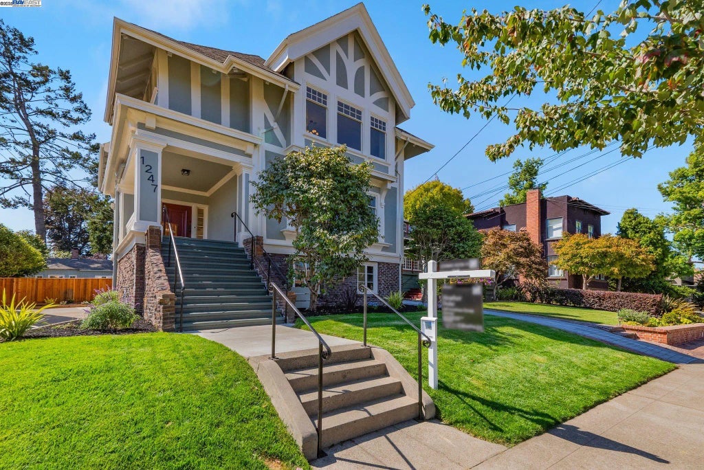 1247 Sherman Street, Alameda