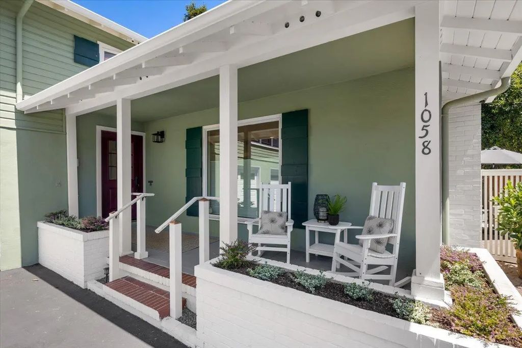 1054 -1058 Marcussen Drive, Menlo Park