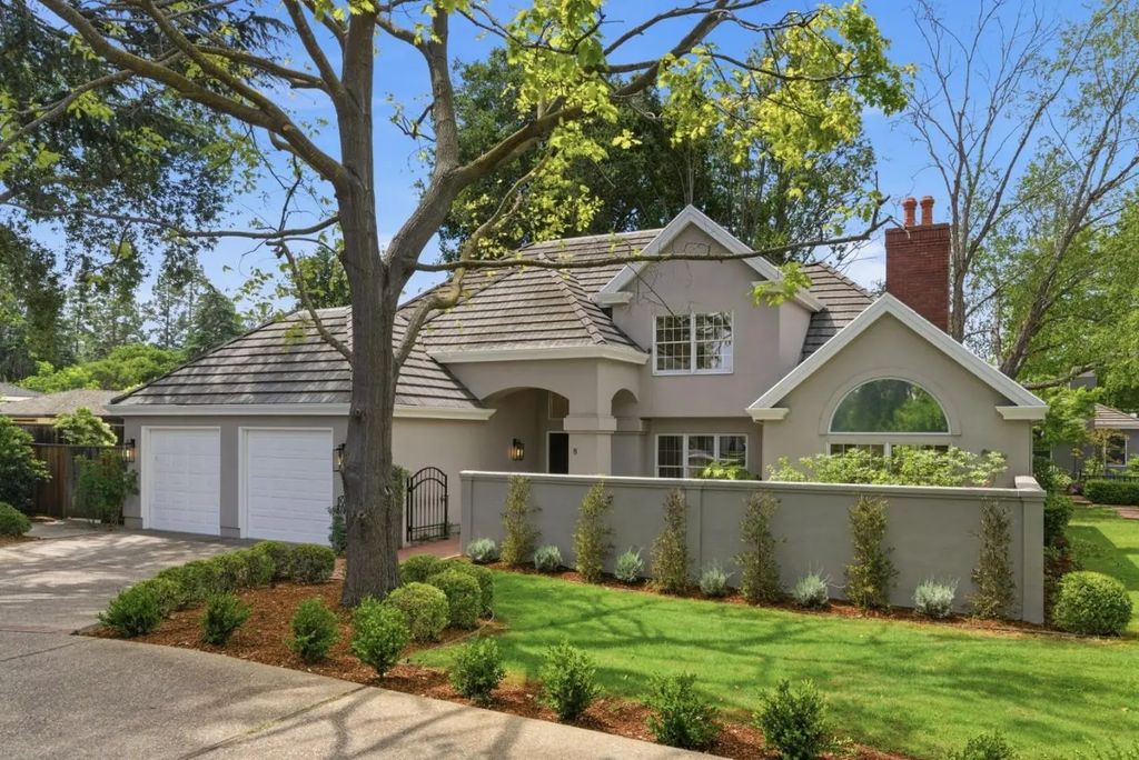 8 Almendra Lane, Los Altos