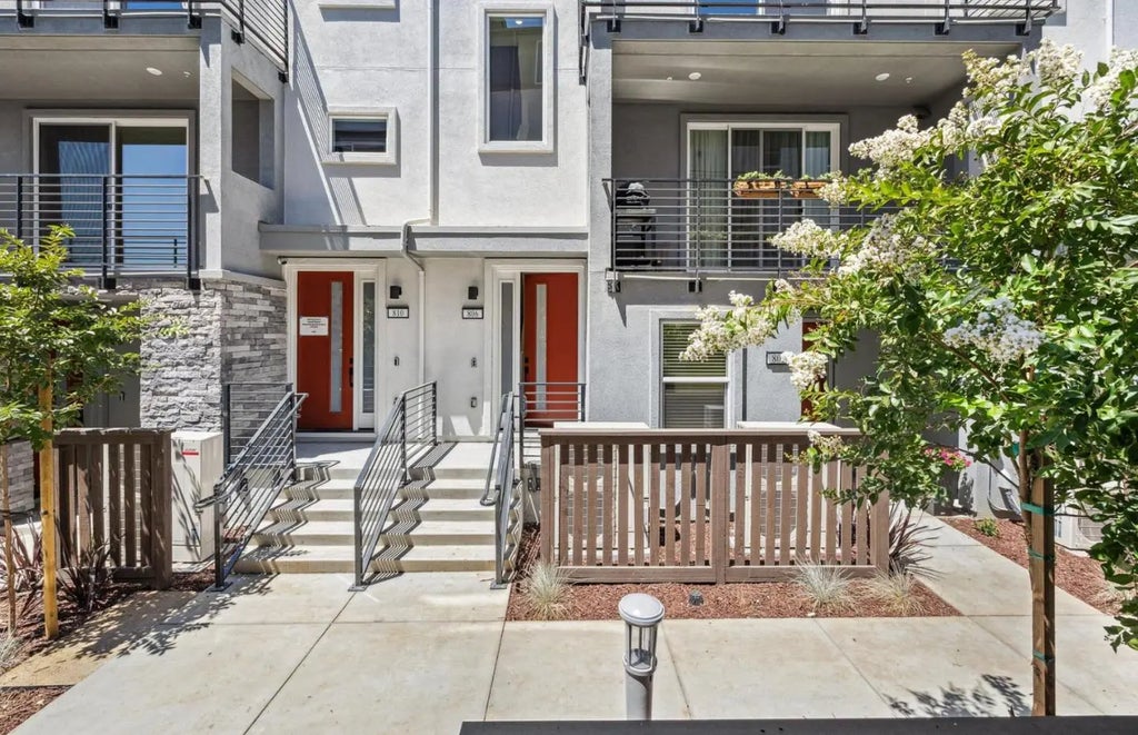 806 Redberry Way, San Jose