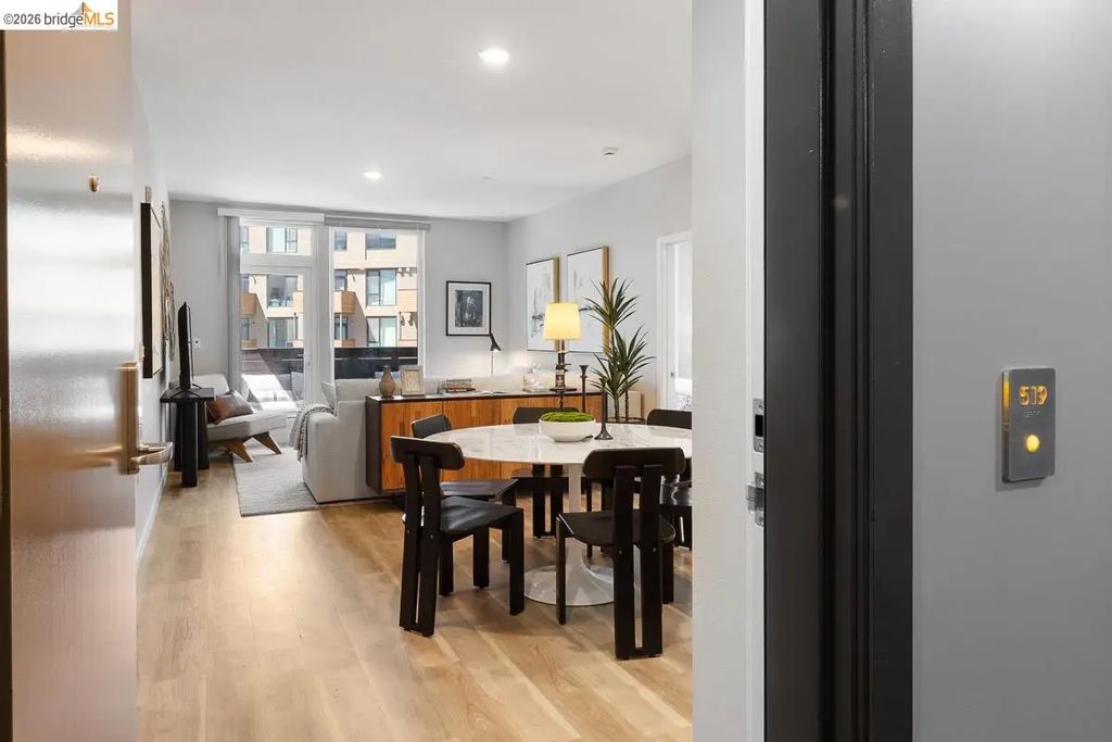 260 Brooklyn Basin Way 419, Oakland