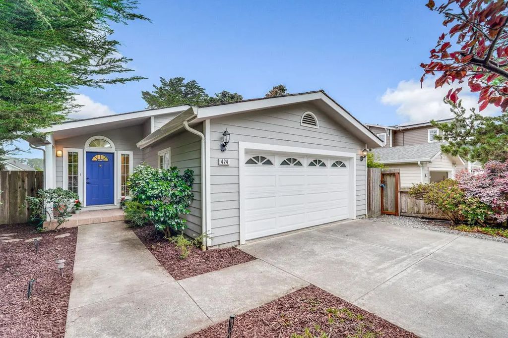424 Lee Avenue, Half Moon Bay