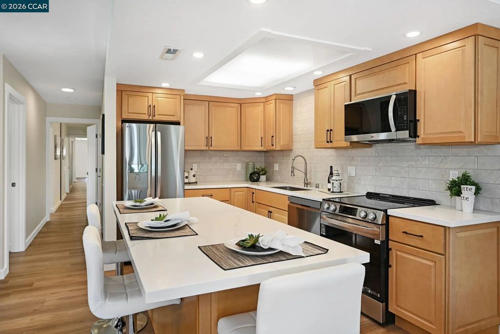 2000 Pine Knoll Dr 2, Walnut Creek