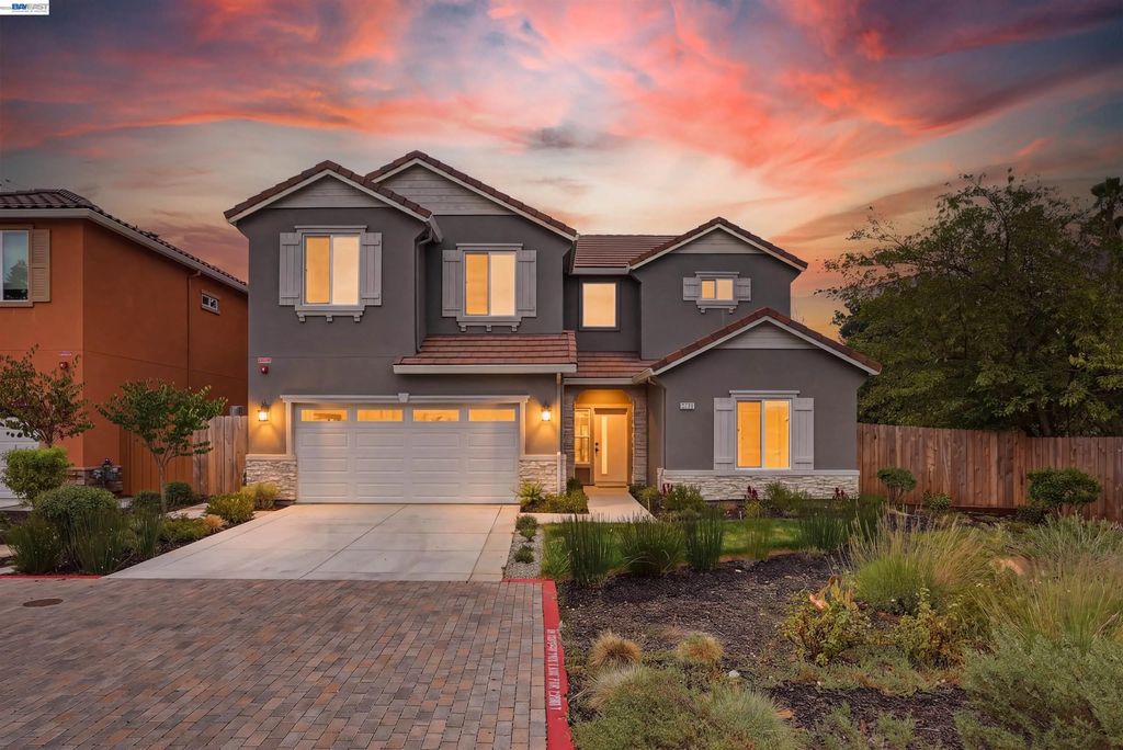 2722 Cowell Rd, Concord