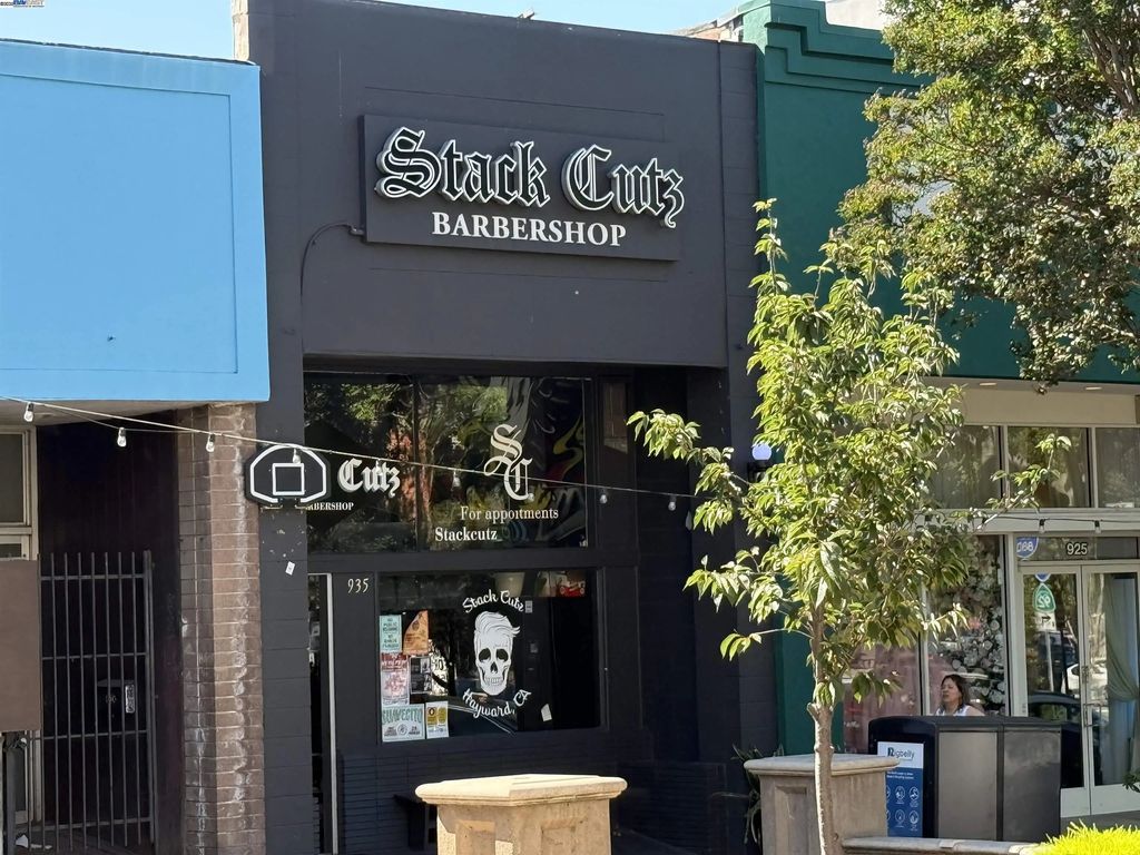 935 B St, Hayward