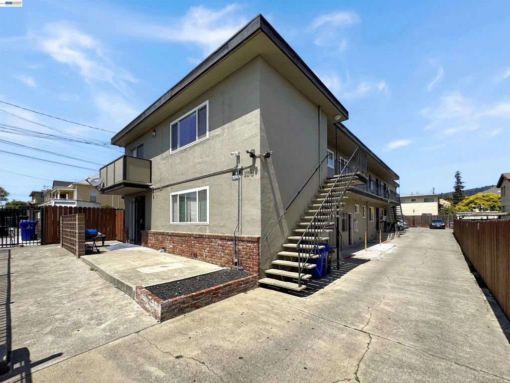3016 Brookdale Ave, Oakland
