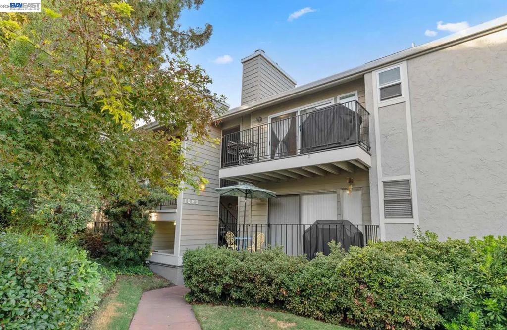 1089 Wesley Ct 8, Walnut Creek