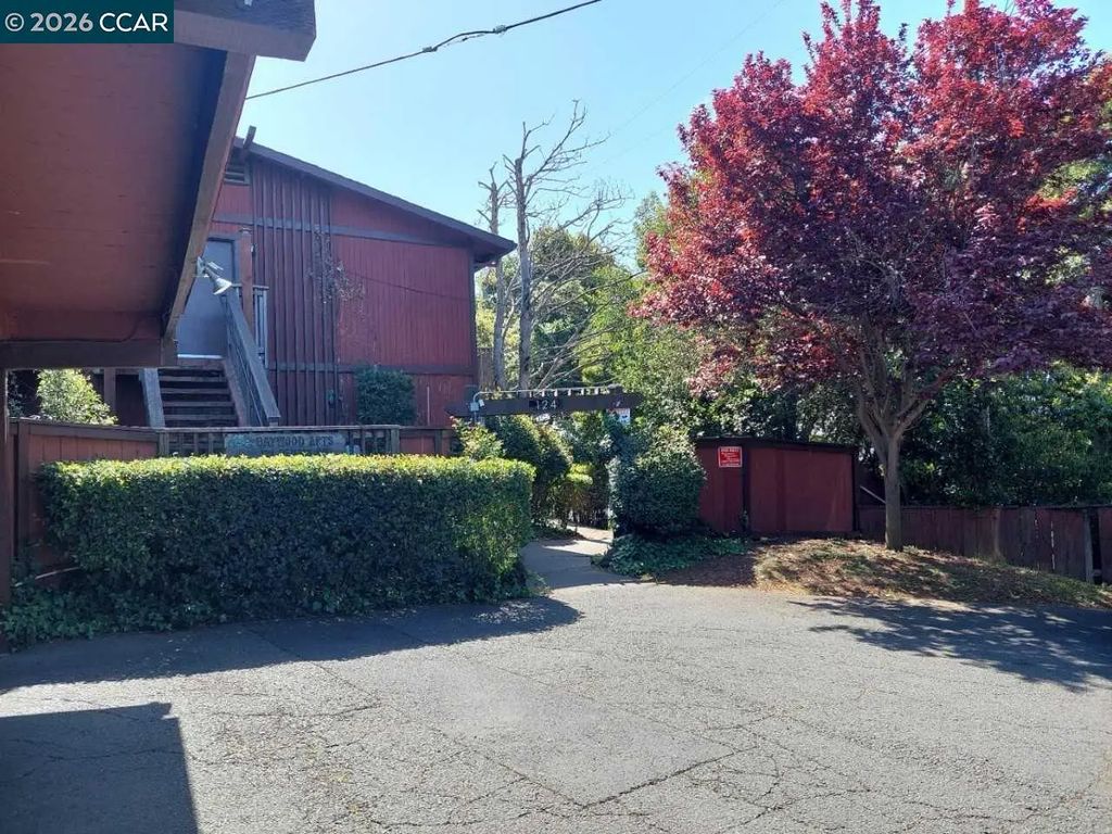 124 Benson 4, Vallejo