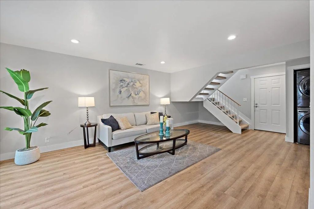 48 Mozden Lane, Pleasant Hill