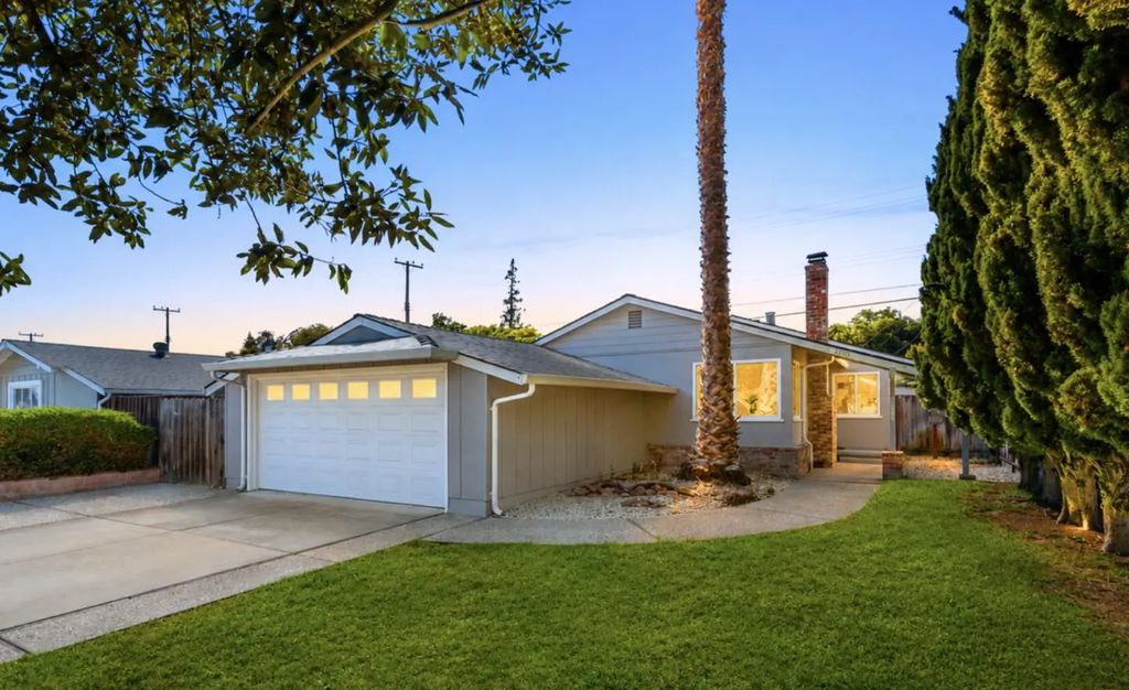 3250 Machado Avenue, Santa Clara
