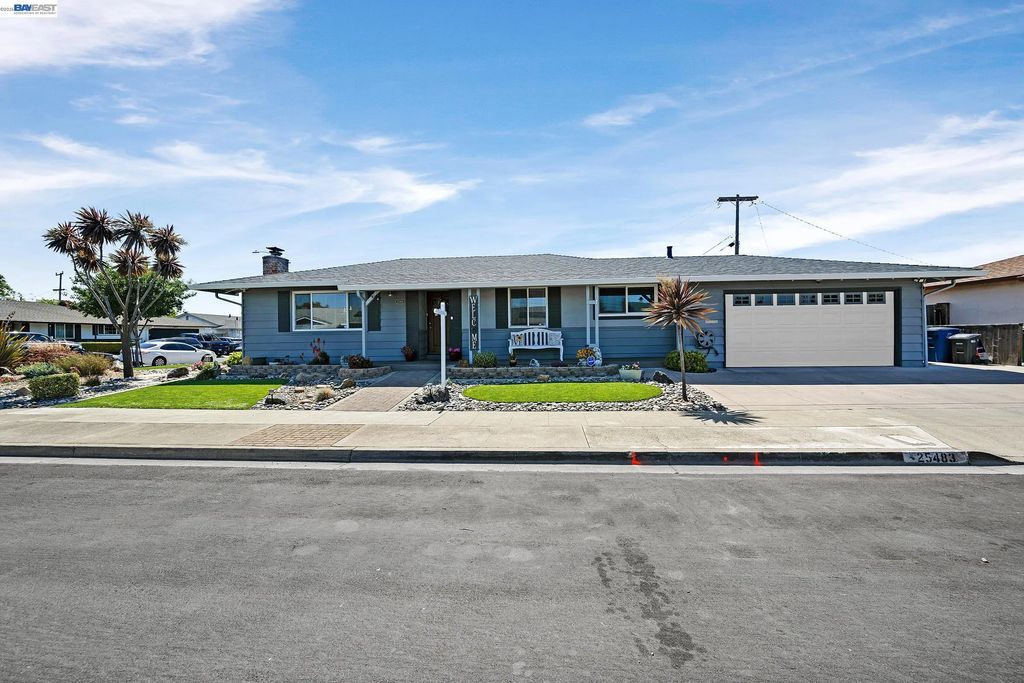 25483 Lindenwood Way, Hayward