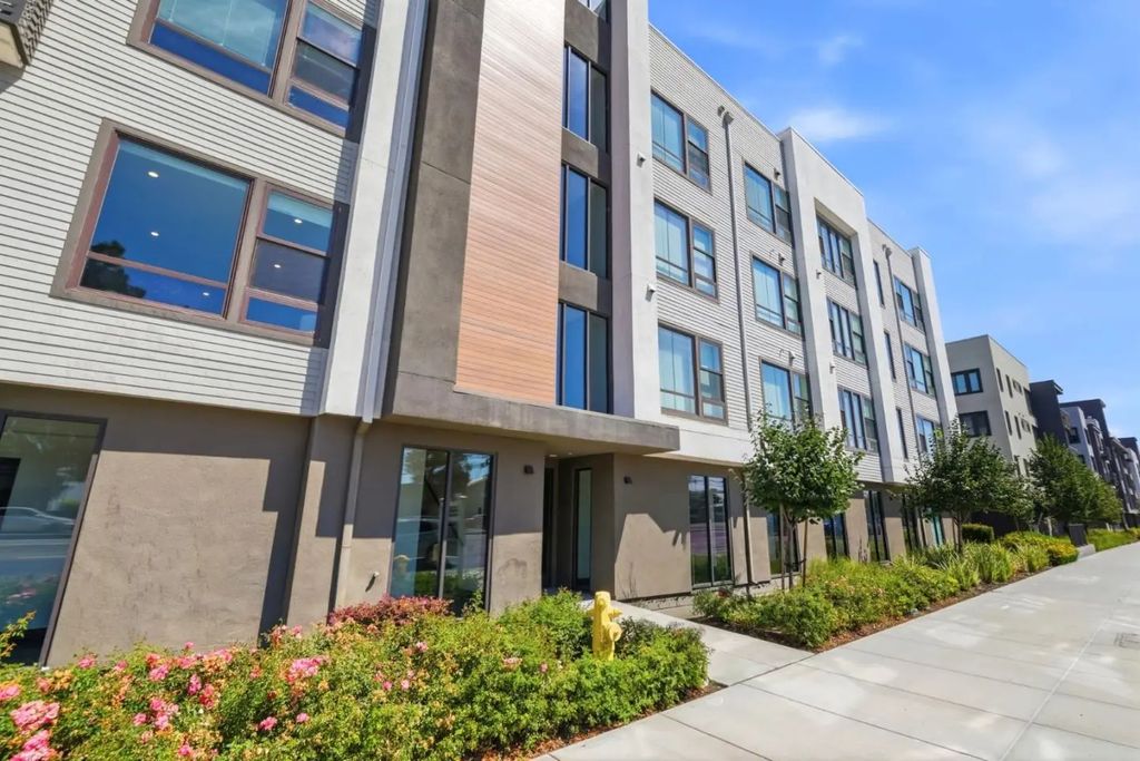 44868 Fremont Boulevard 200, Fremont