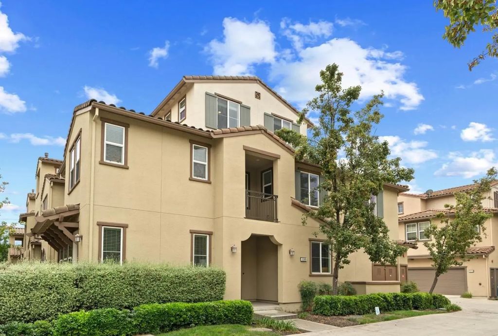 5300 Fioli Loop, San Ramon