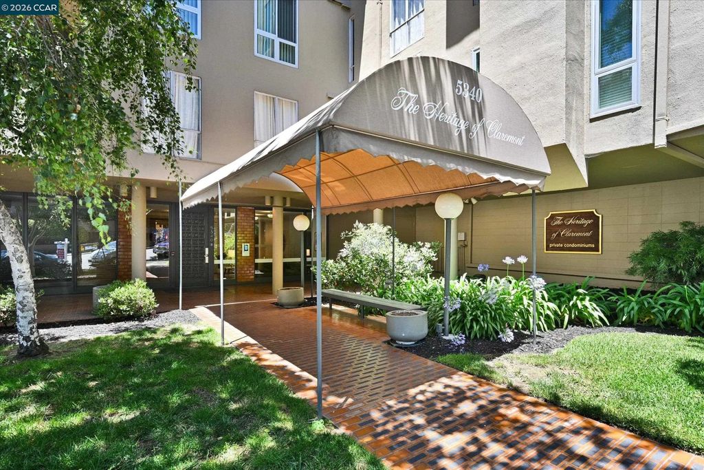 5340 Broadway Terrace 203, Oakland