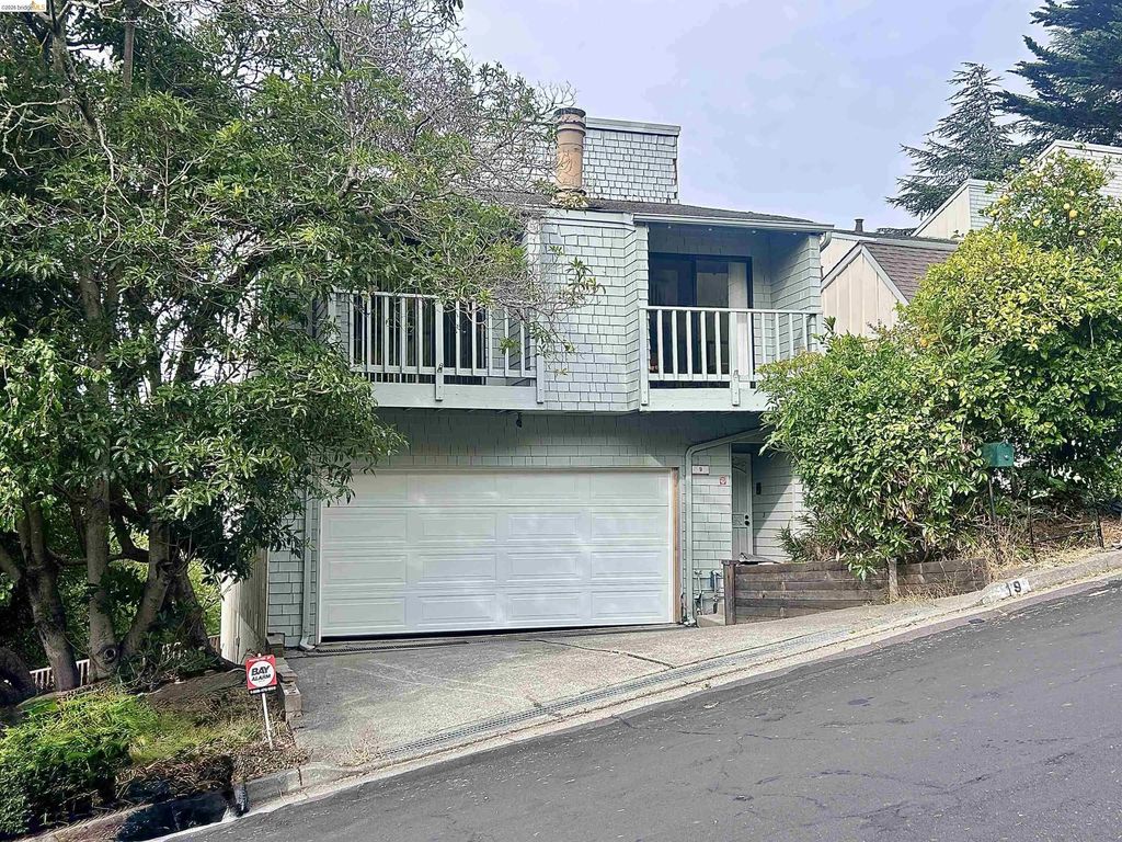 9 Quail Hill Ln, Richmond