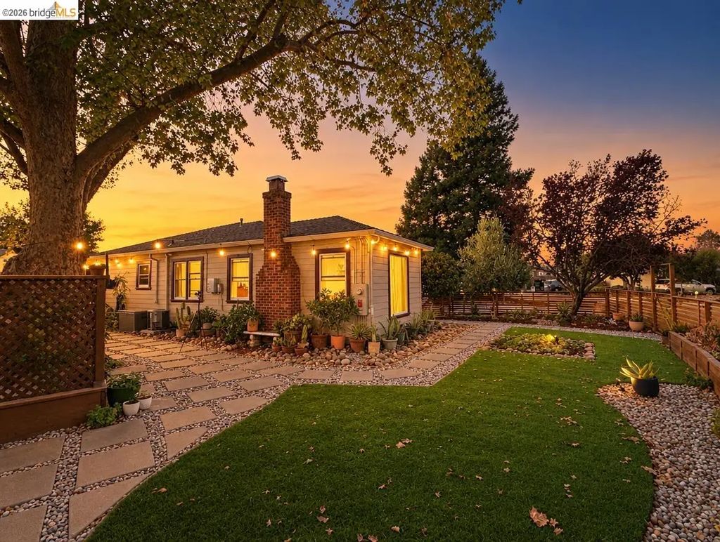 21367 Rizzo Ave, Castro Valley