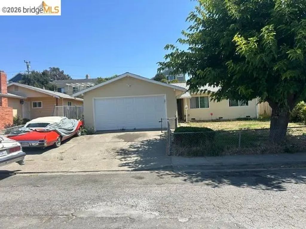 286 Redwing St, Vallejo