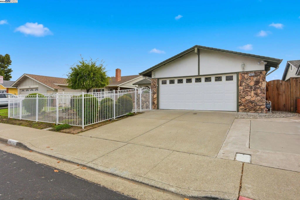 4475 Queen Anne Dr., Union City