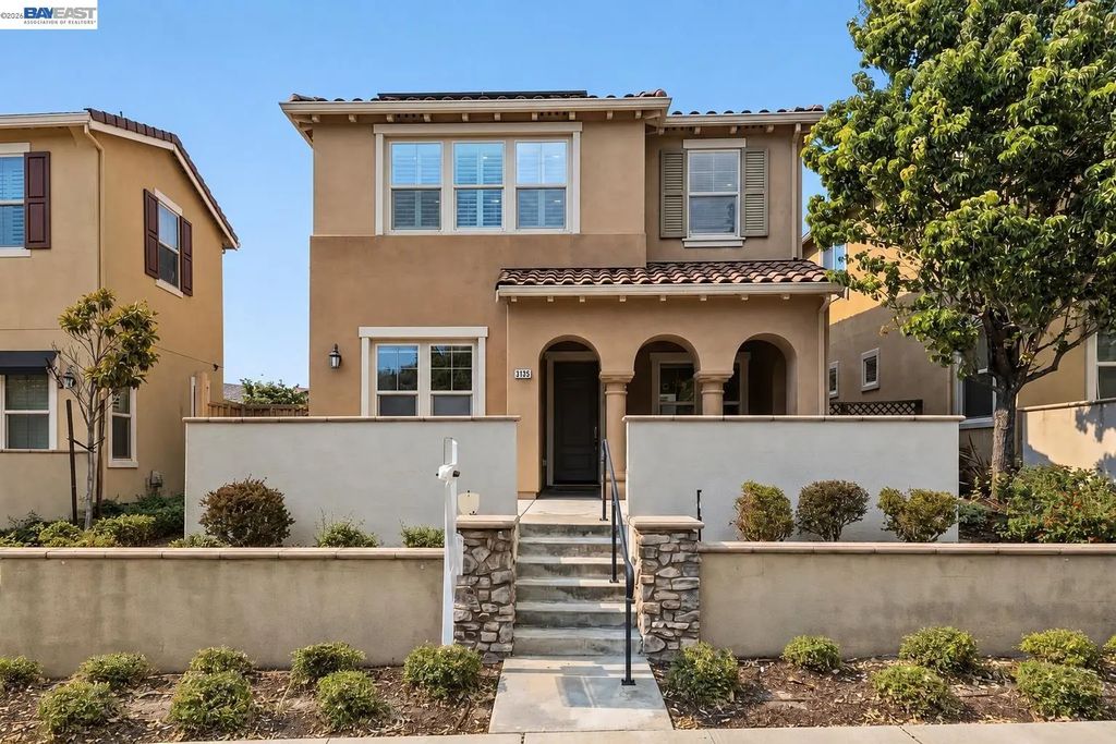 3135 Central Pkwy, Dublin