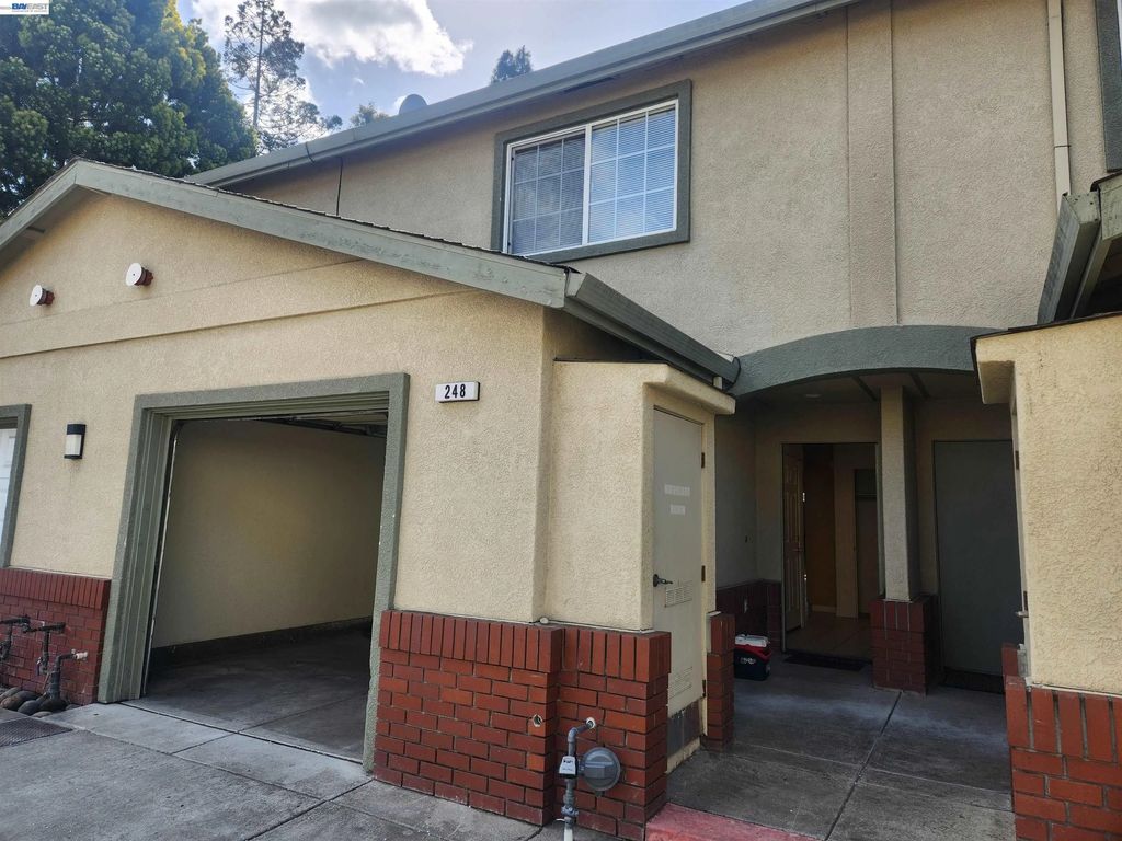 252 Lansing Way, Hayward