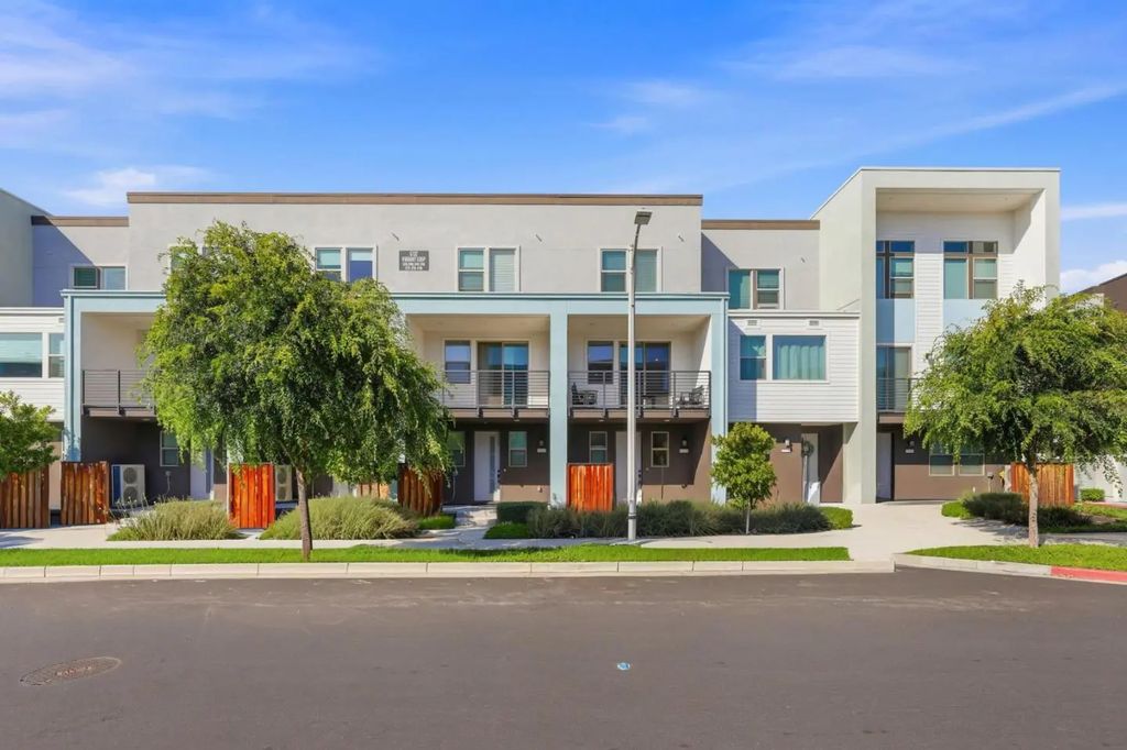 5752 Vibrant Loop, San Jose
