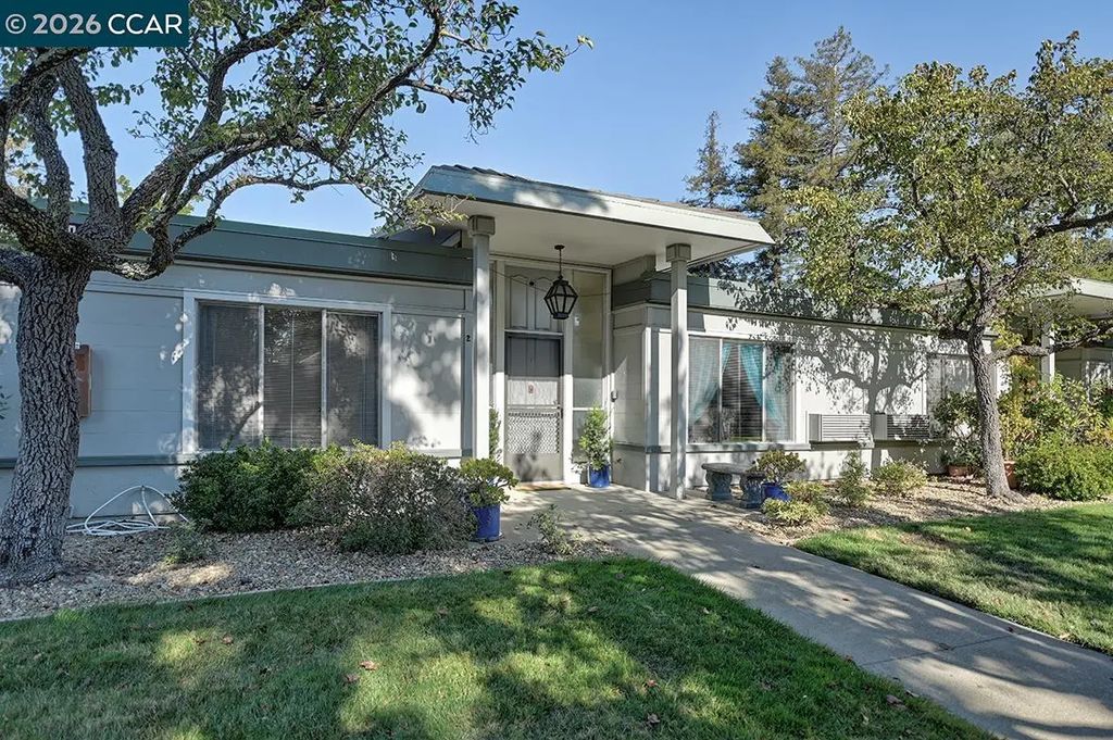 1108 Skycrest Dr 2, Walnut Creek
