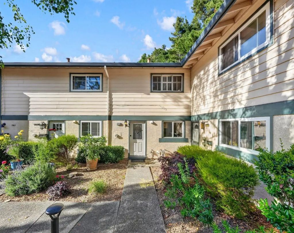 1358 Terra Nova Boulevard, Pacifica