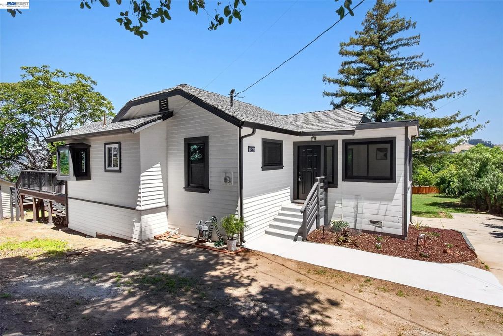 3280 Ohlone Way, Hayward