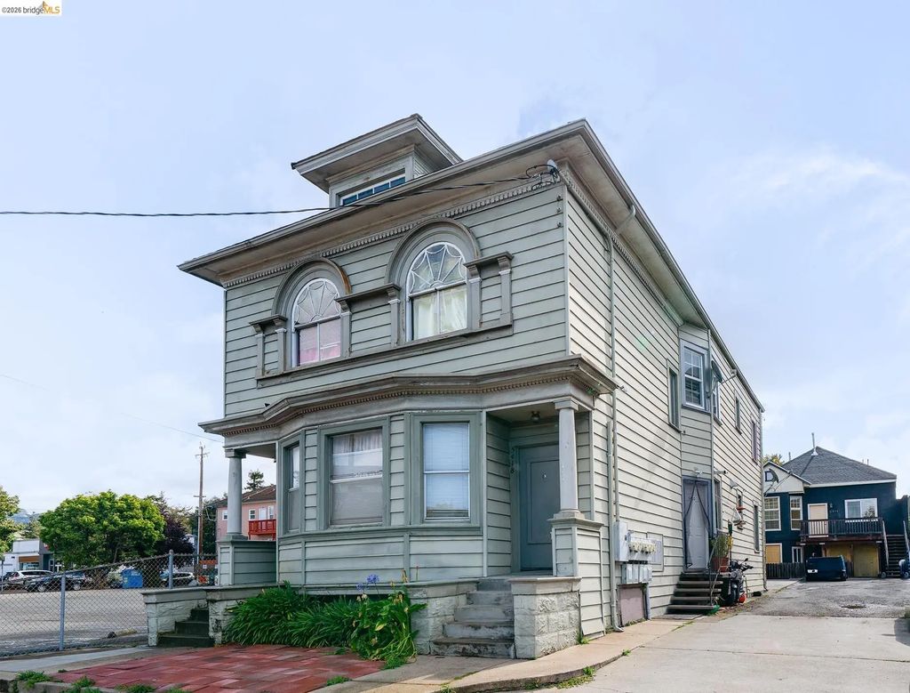 5418 Telegraph Ave, Oakland