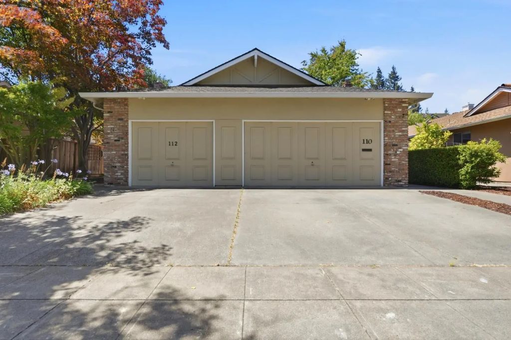 110-112 Wheeler Avenue, Redwood City