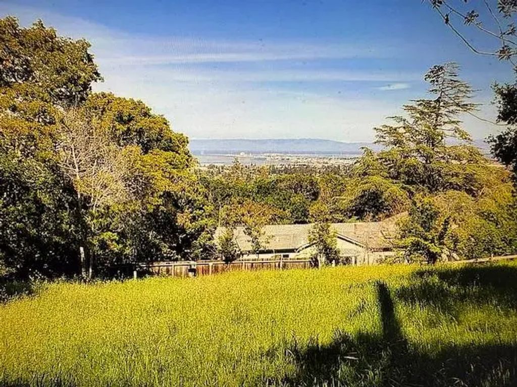 Palomar Drive, Redwood City
