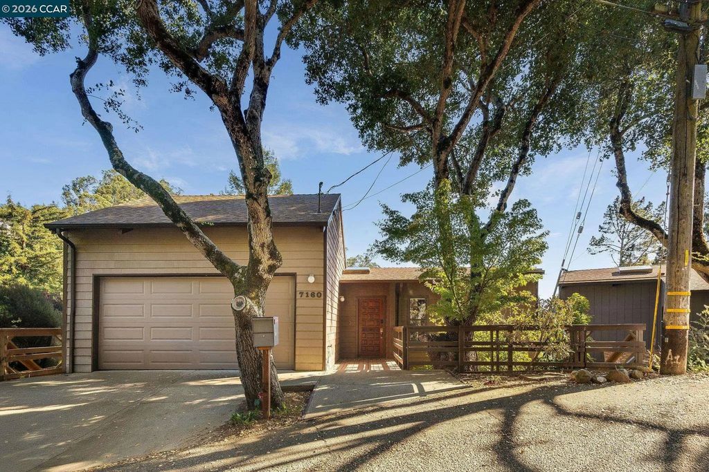 7160 Thorndale Dr, Oakland